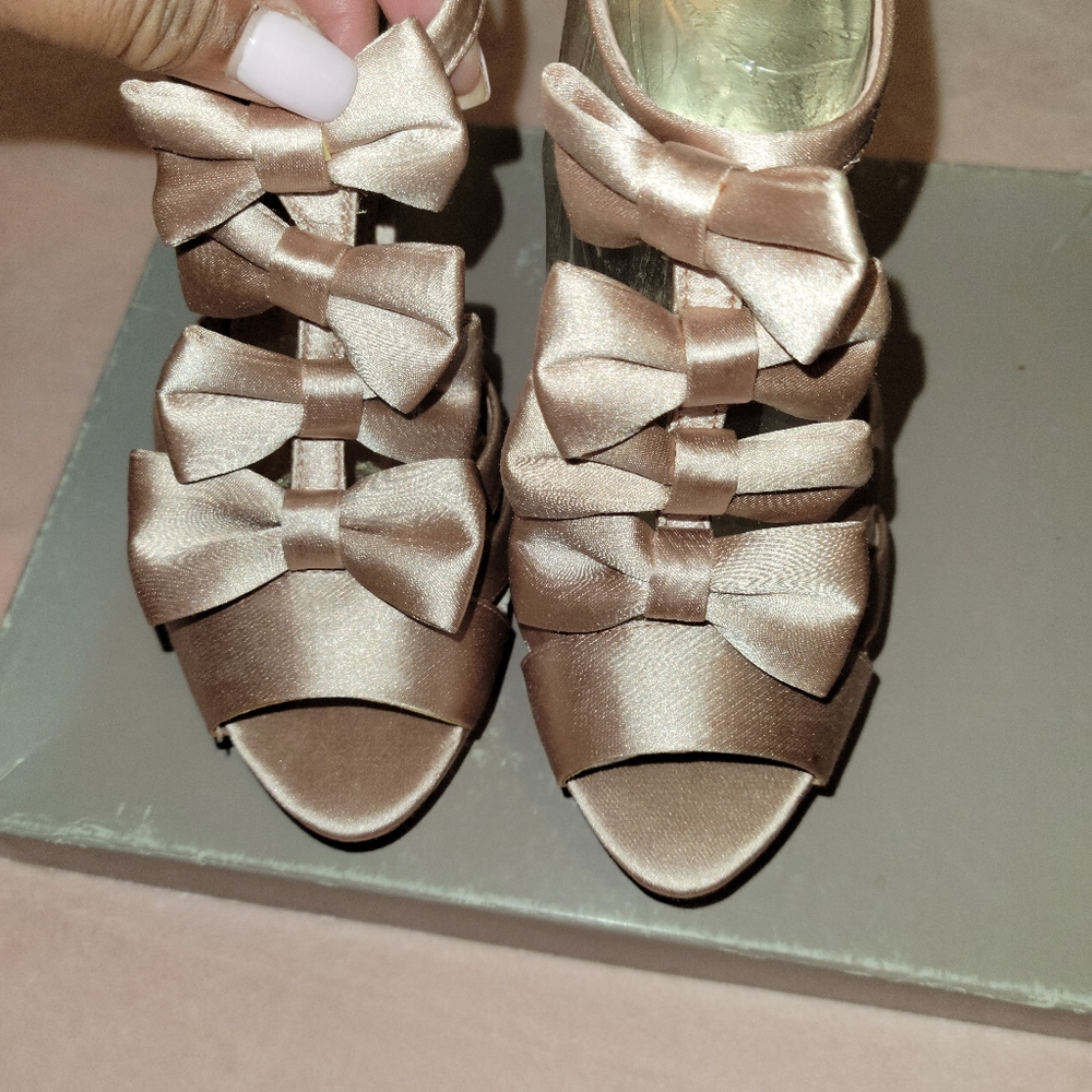 BLUSH SATIN BOW HEELS